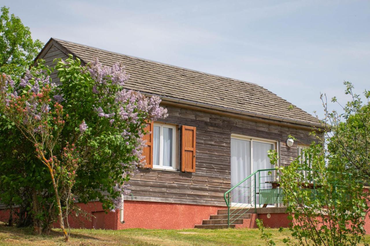 Albaret-le-Comtal Les Chalets De La Vallee Du Bes מראה חיצוני תמונה